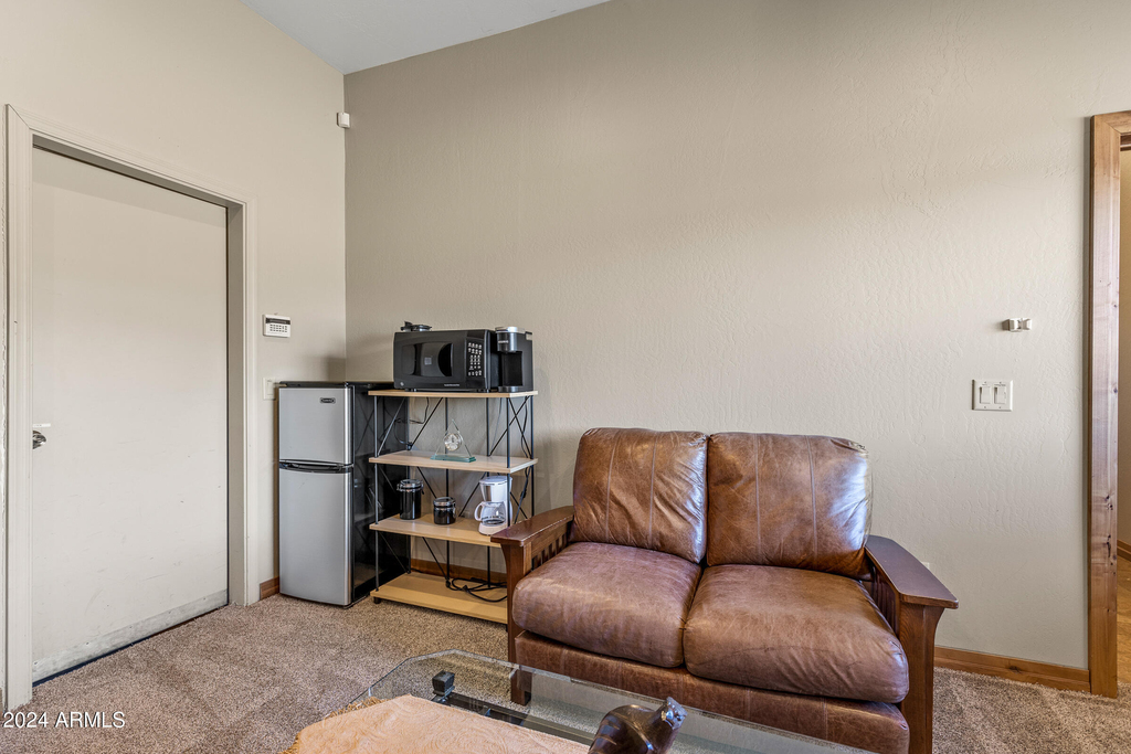 8950 W Antoinette Way - Photo 22