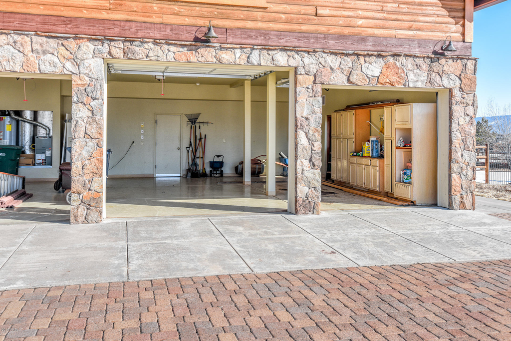 8950 W Antoinette Way - Photo 87