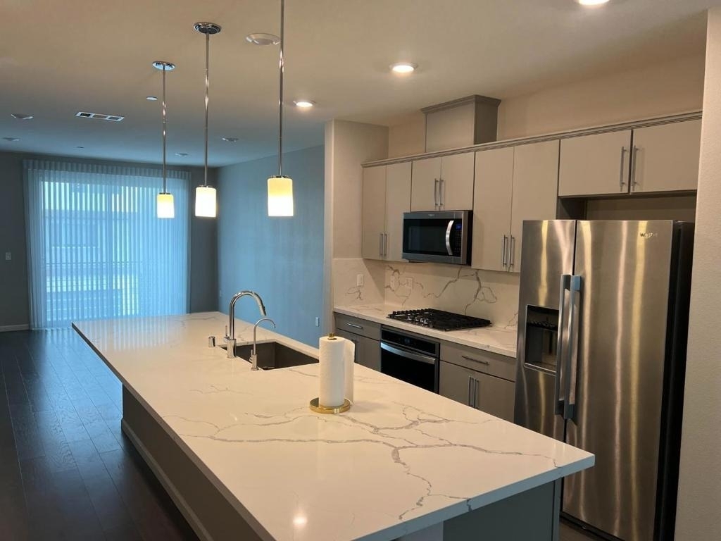 326 Agustin Narvaez Street - Photo 3