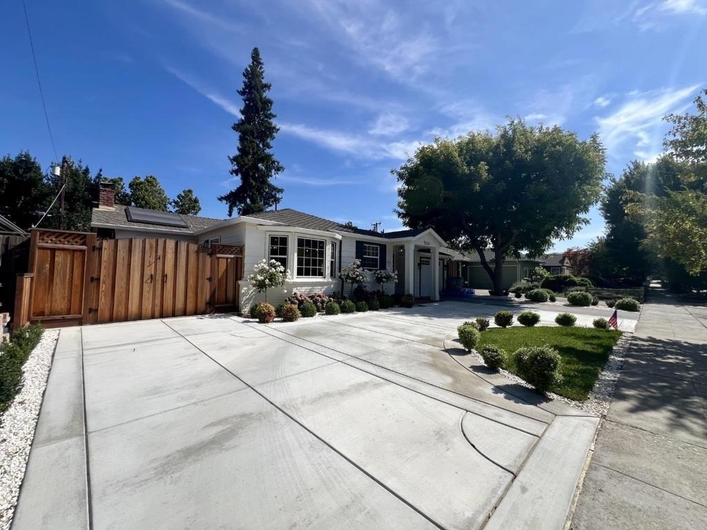 1232 Malone Road - Photo 4