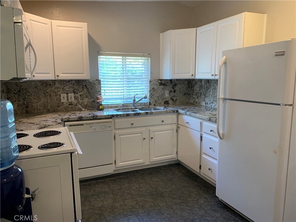 507 W State Street - Photo 36