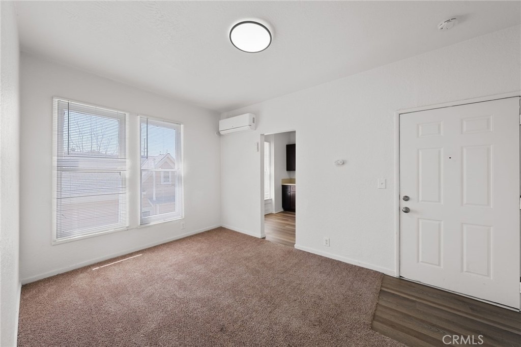 927 Orange Street - Photo 3