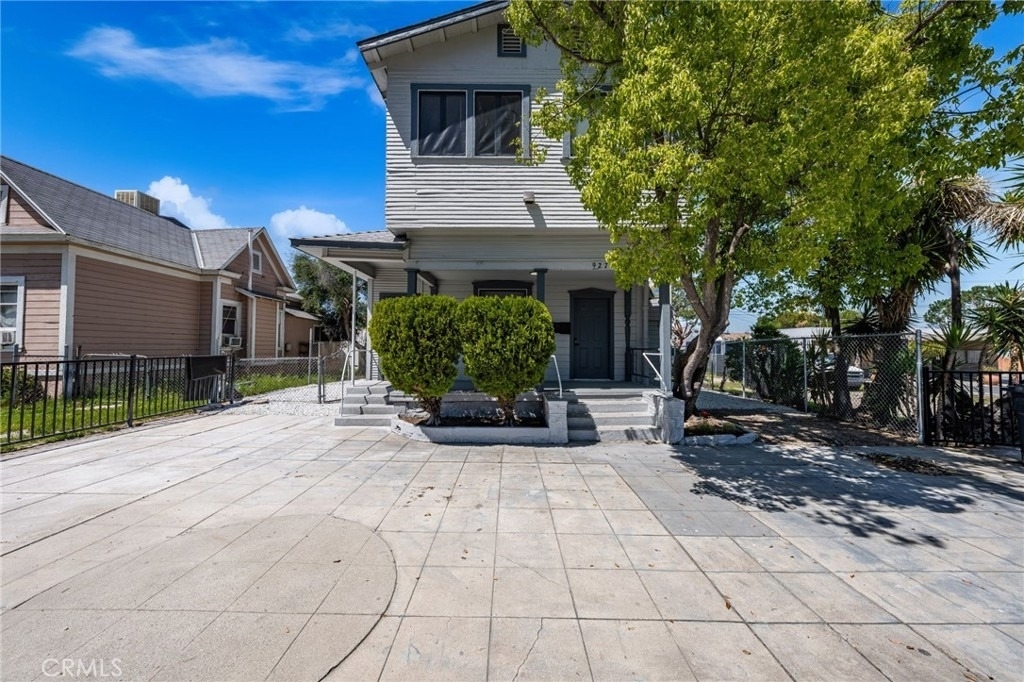 927 Orange Street - Photo 0