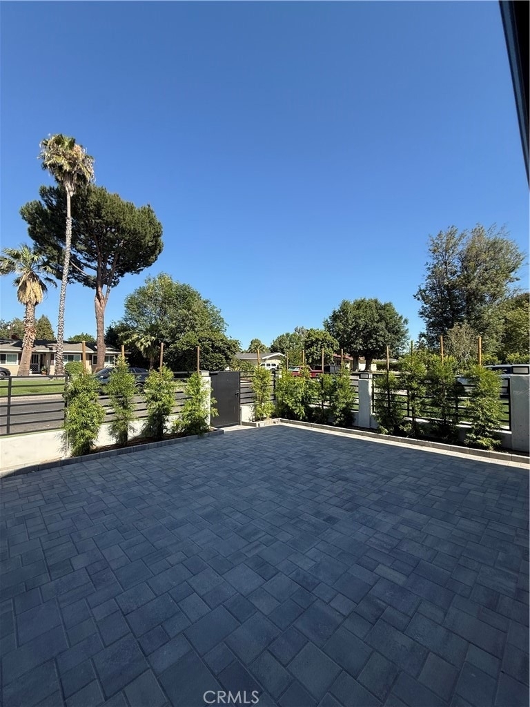 8613 Oakdale Avenue - Photo 14
