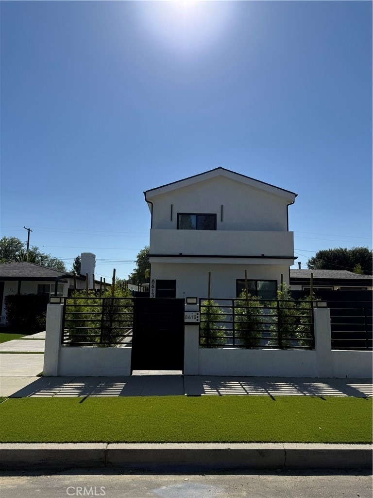 8613 Oakdale Avenue - Photo 13