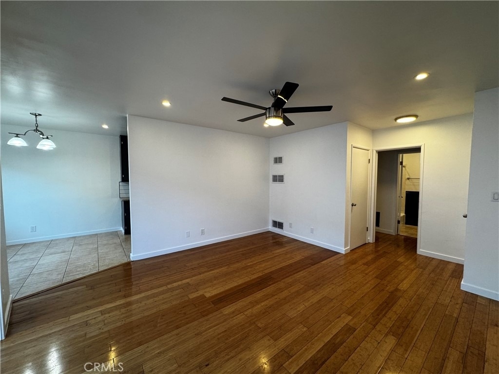 410 S Commonwealth - Photo 4