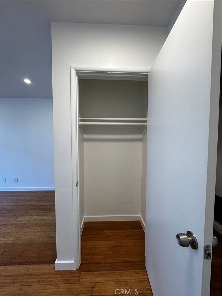 410 S Commonwealth - Photo 9