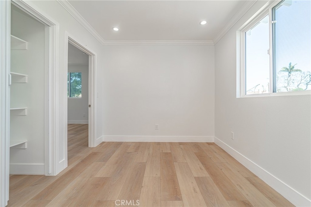 13128 Putnam Street - Photo 23