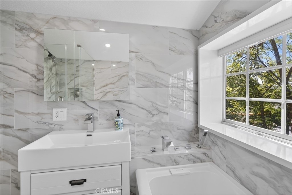 5929 Weaver Lane - Photo 13