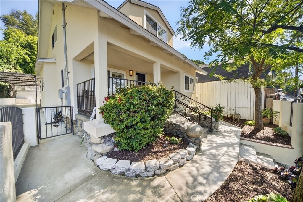 5929 Weaver Lane - Photo 2