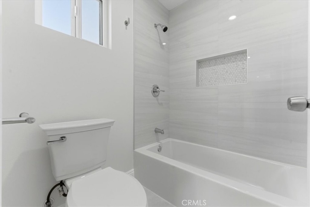 10 Cortez Street - Photo 8