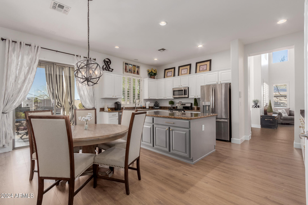 3749 W Whitehawk Court - Photo 8