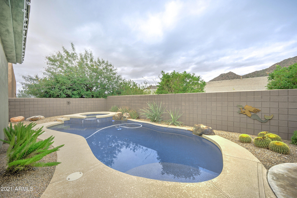 11420 N 141st Street - Photo 32