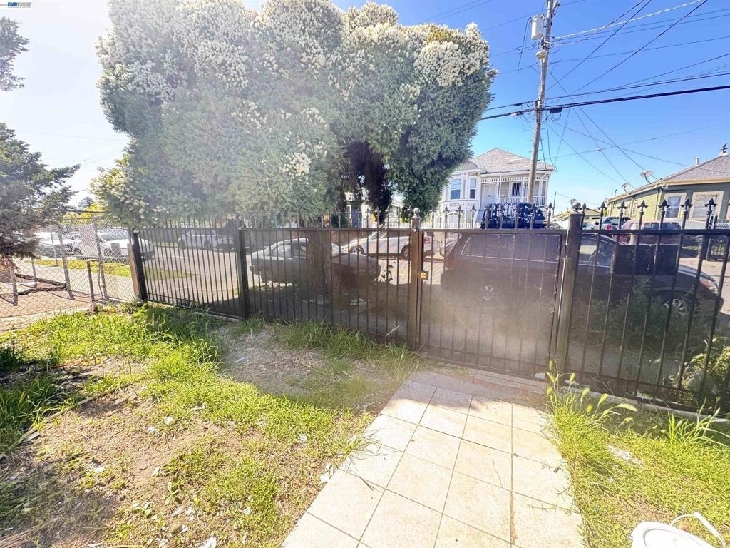 1724 96th - Photo 1