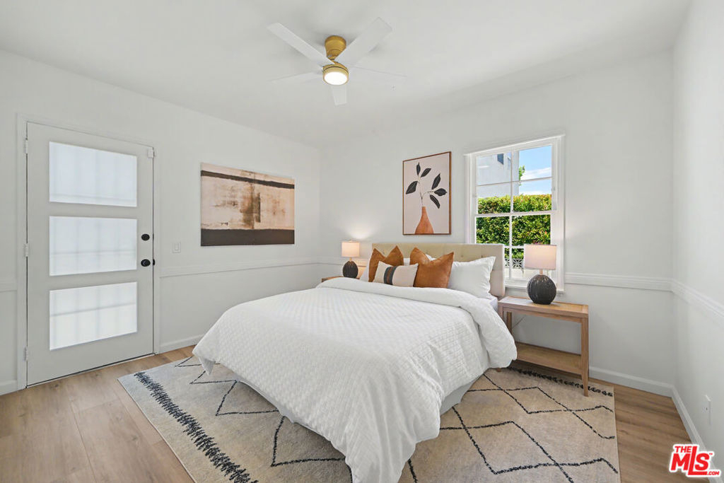5119 Enfield Avenue - Photo 22