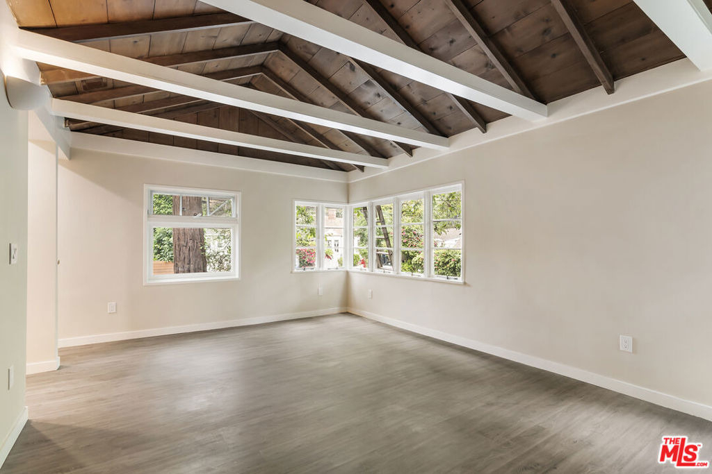 937 N Beverly Glen Boulevard - Photo 1