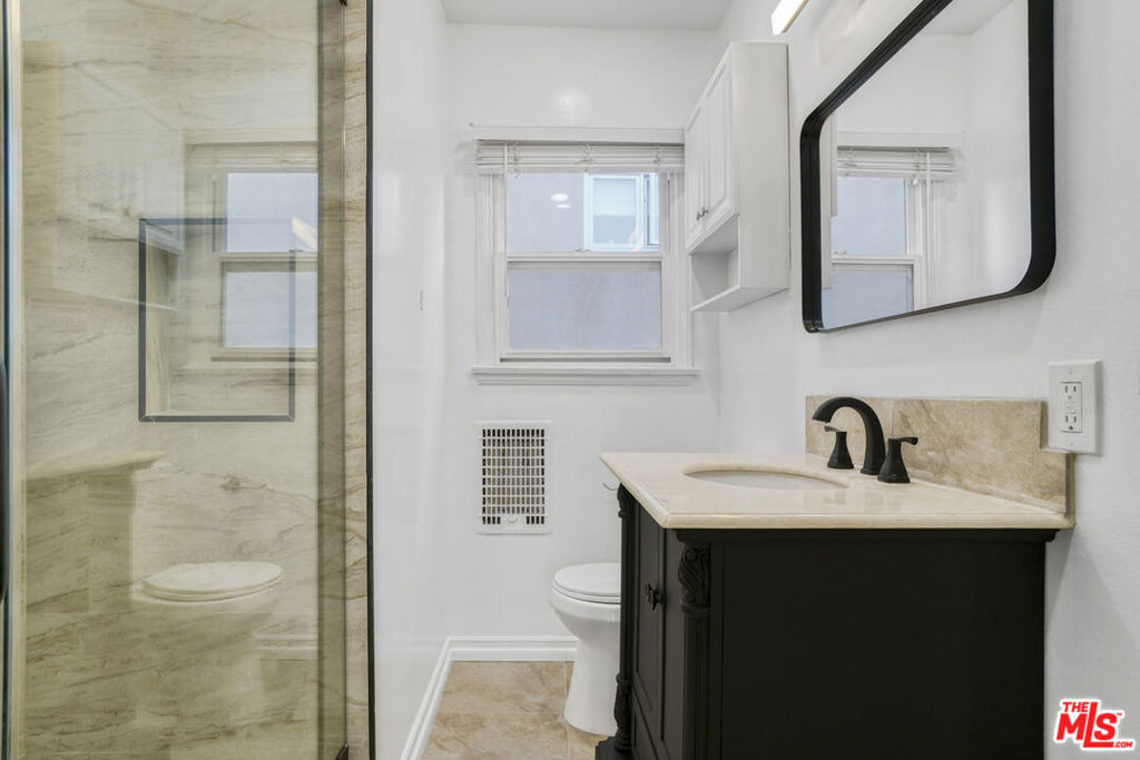 10622 1/2 Holman Avenue - Photo 5