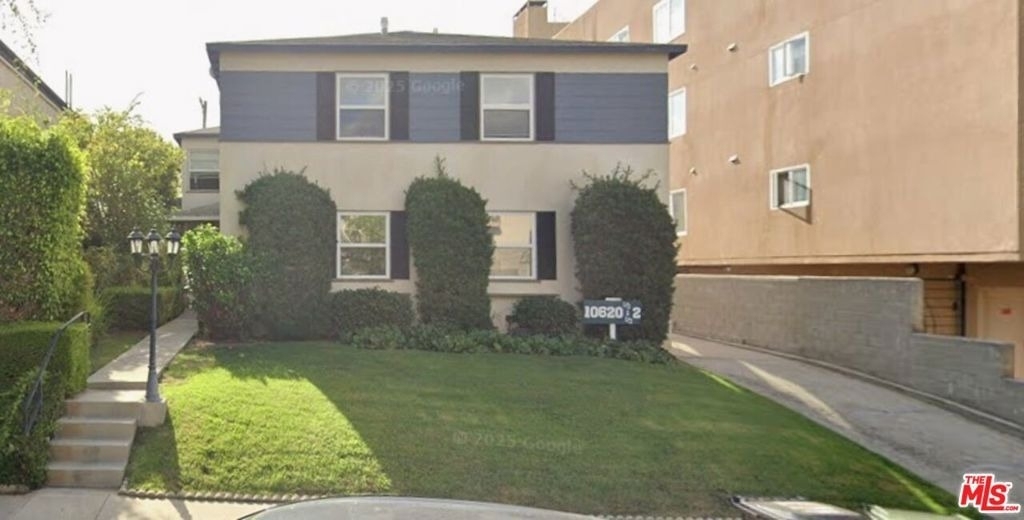 10622 1/2 Holman Avenue - Photo 6