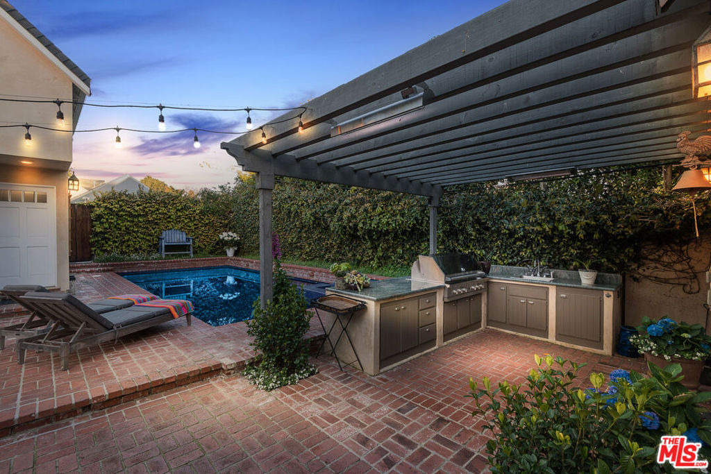 427 12th Street - Photo 13