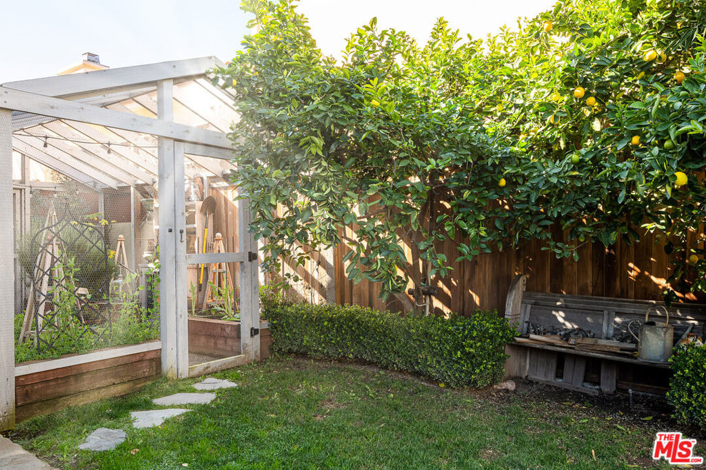 427 12th Street - Photo 15