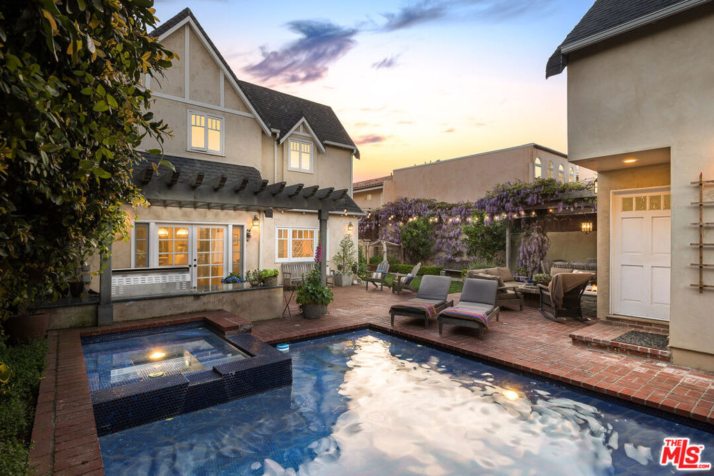 427 12th Street - Photo 12