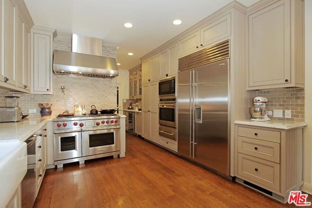 427 12th Street - Photo 3
