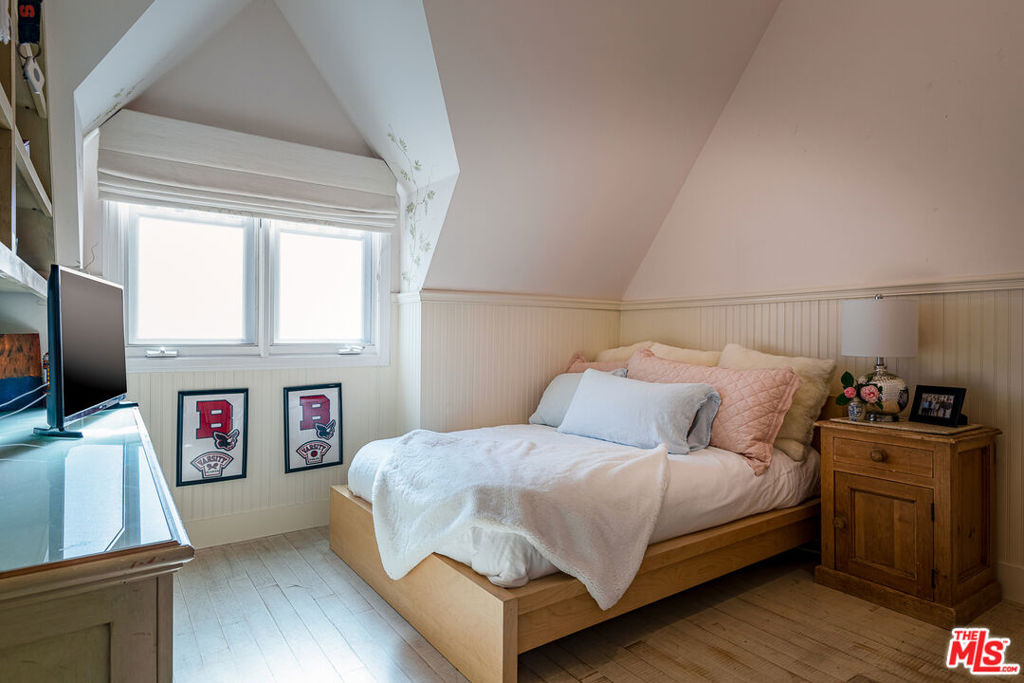 427 12th Street - Photo 26