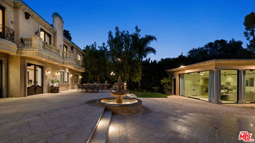 1021 N Crescent Drive - Photo 3