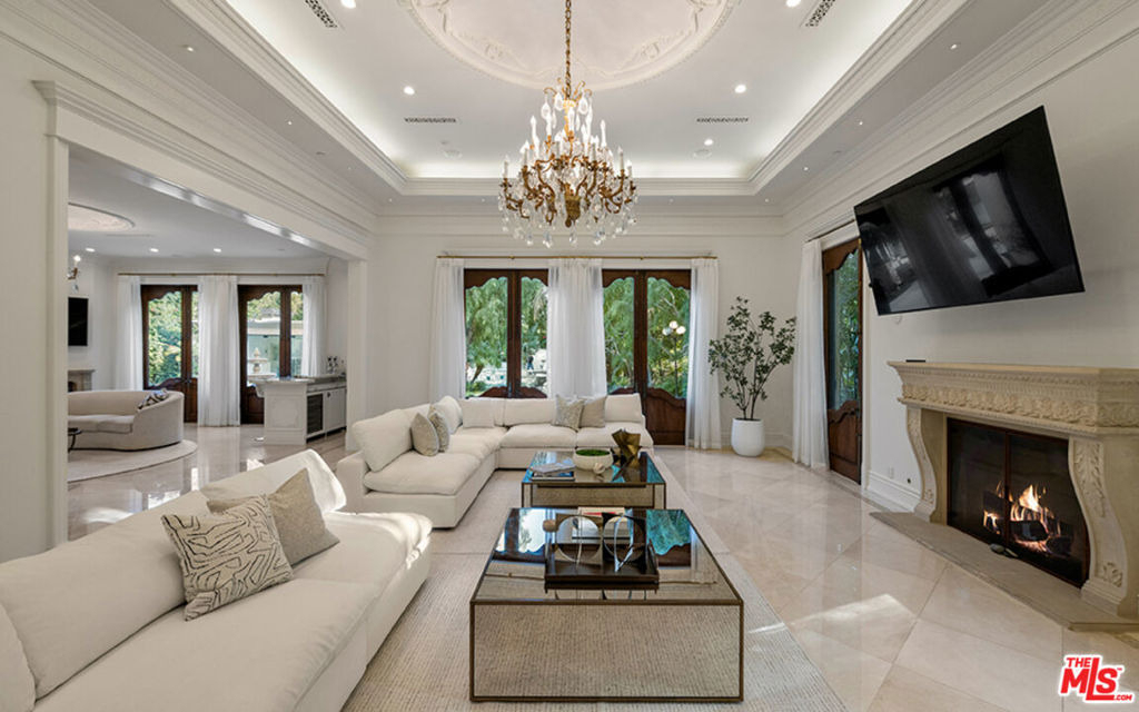 1021 N Crescent Drive - Photo 8