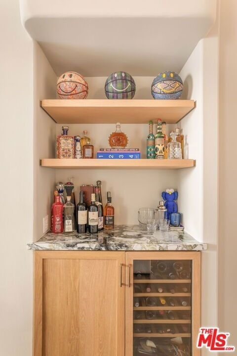 930 N Doheny Drive - Photo 4