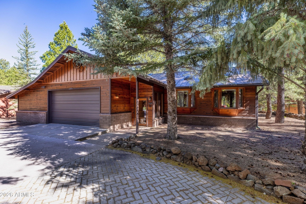 5038 Sweeping Vista Drive - Photo 0