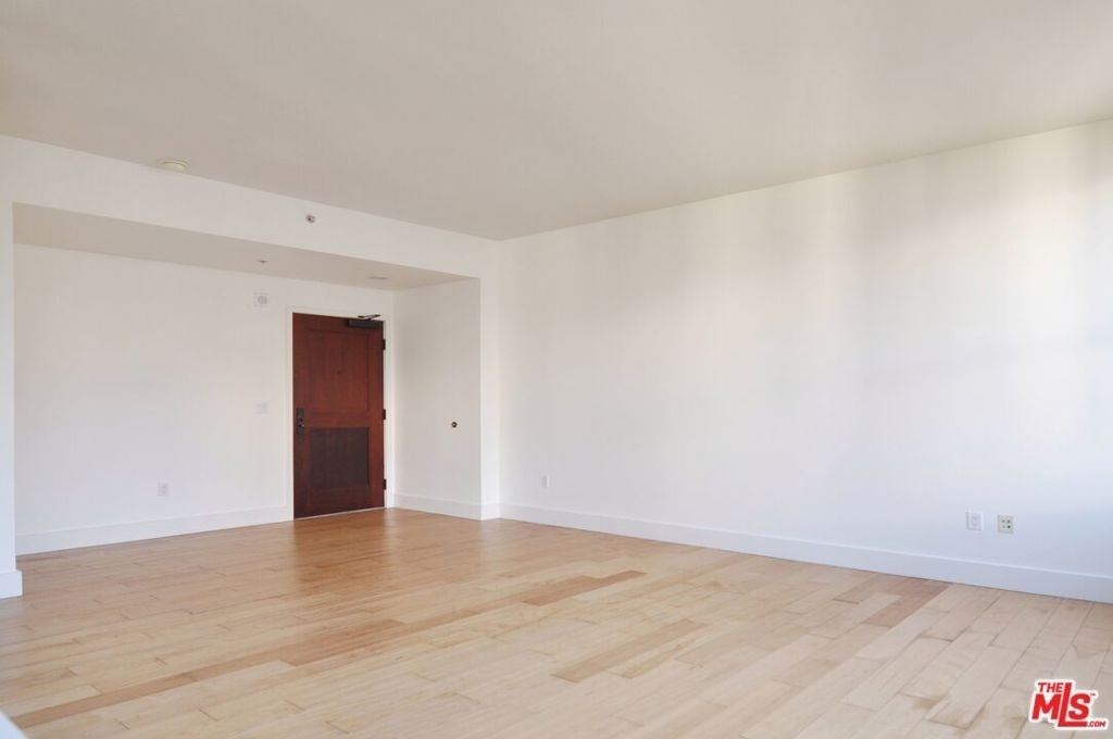 460 S Spring Street - Photo 6