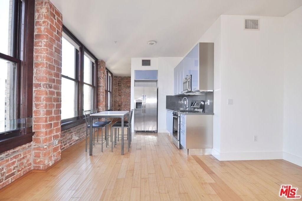 460 S Spring Street - Photo 9