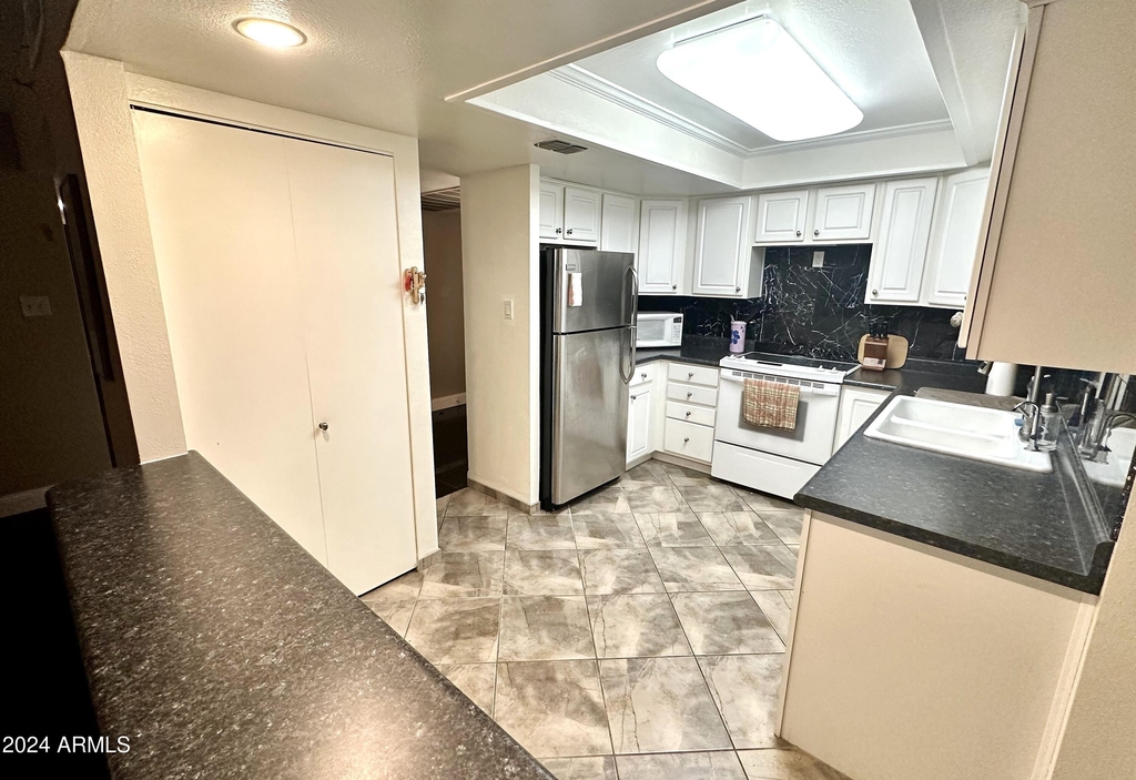 7950 E Camelback Road - Photo 7
