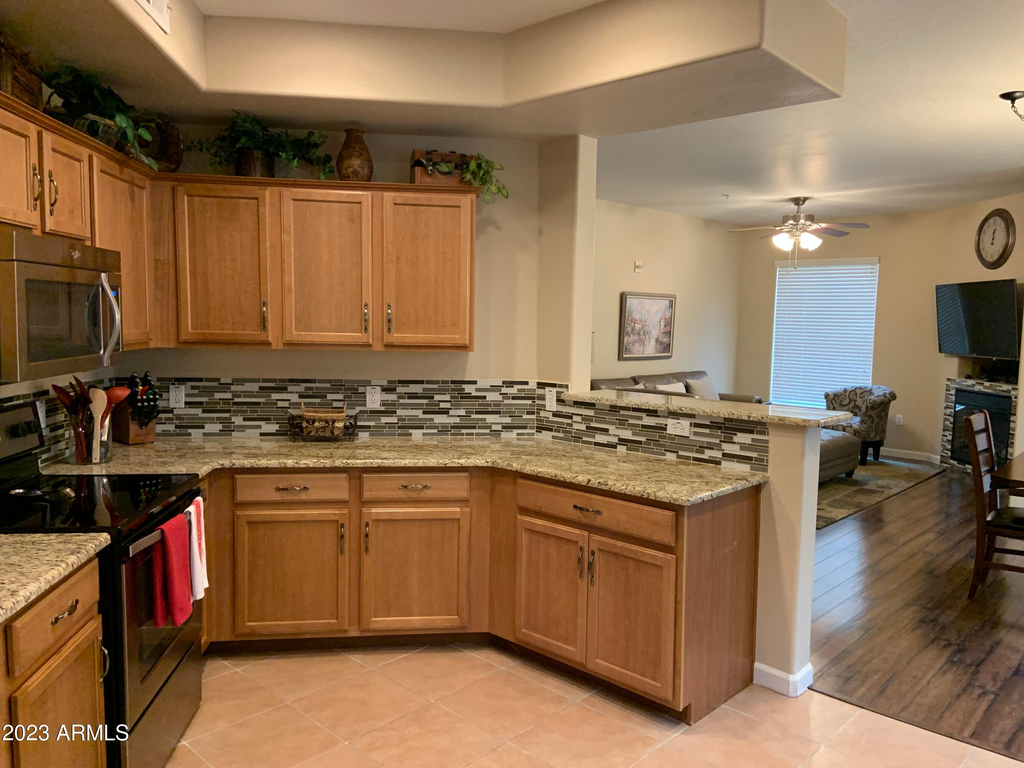 14575 W Mountain View Boulevard - Photo 15