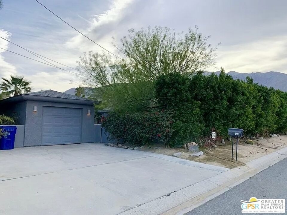 123 W San Carlos Road - Photo 1