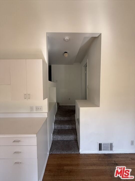 1740 Westerly Terr - Photo 3