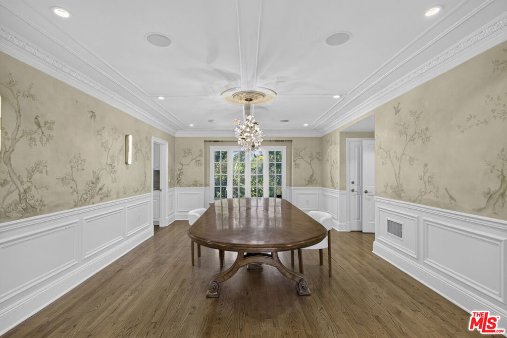 821 N Whittier Drive - Photo 6