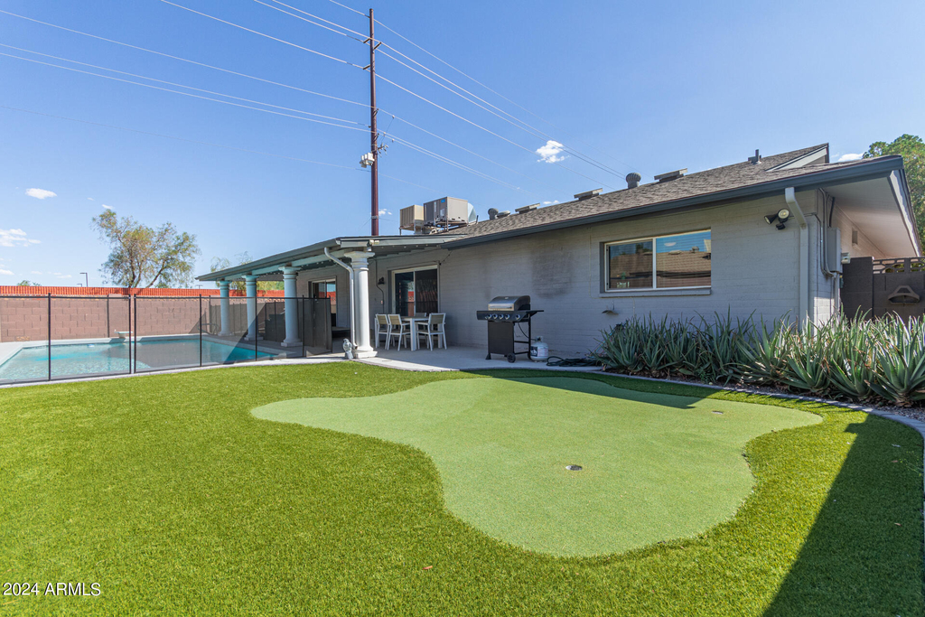 8742 E Weldon Avenue - Photo 8