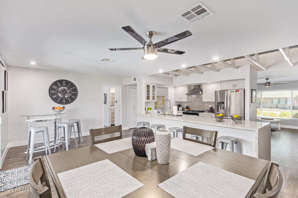 8742 E Weldon Avenue - Photo 6