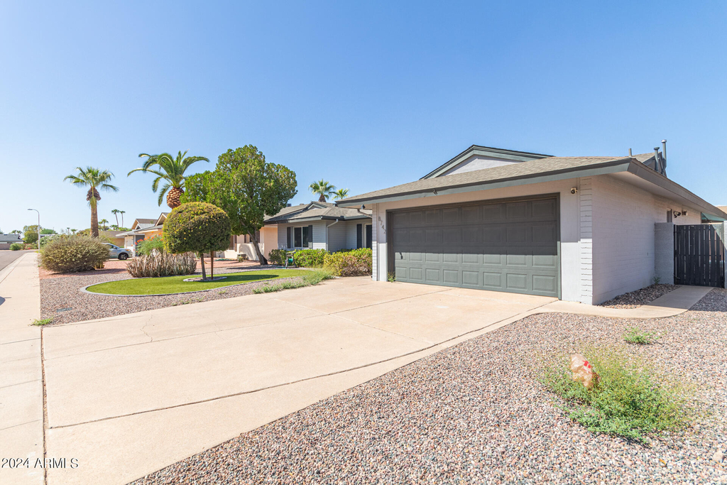 8742 E Weldon Avenue - Photo 35