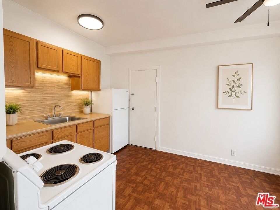 634 S Gramercy Place - Photo 6
