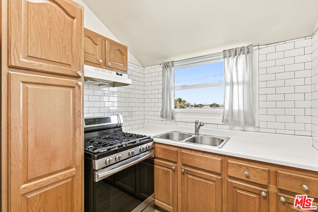 4125 S Figueroa Street - Photo 3