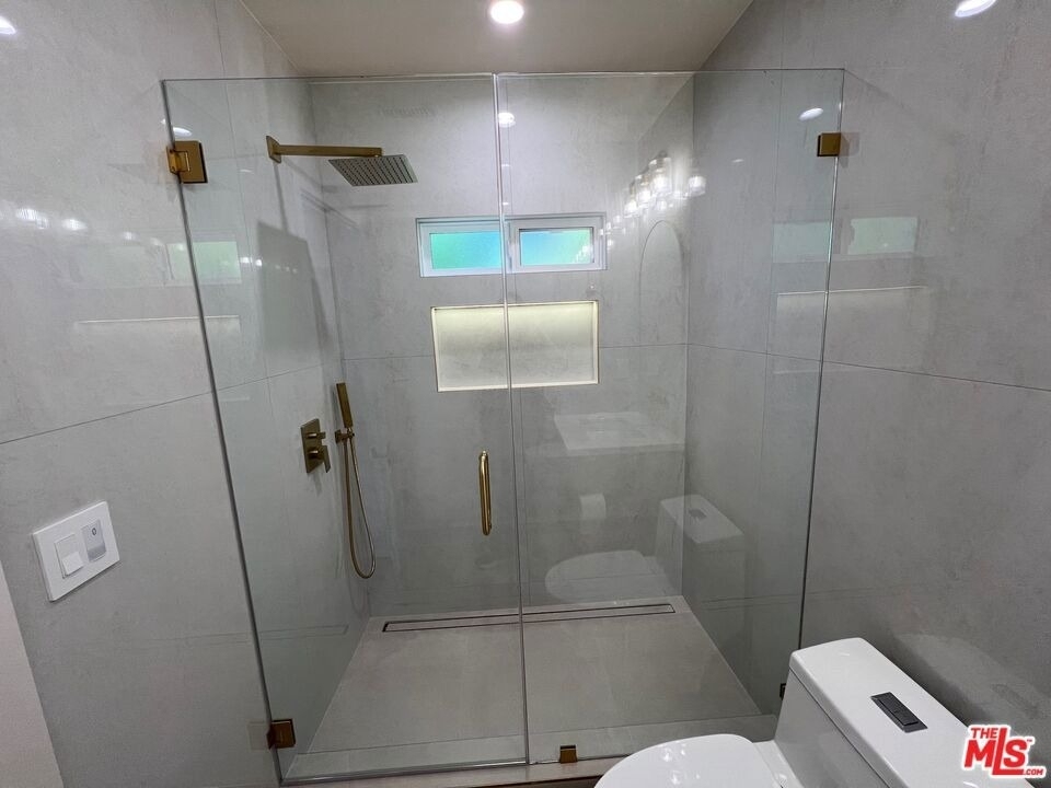 13338 Magnolia Boulevard - Photo 45