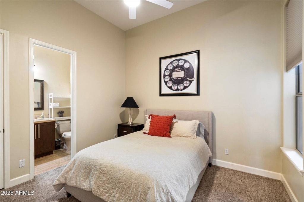 7917 E Thunderhawk Road - Photo 18