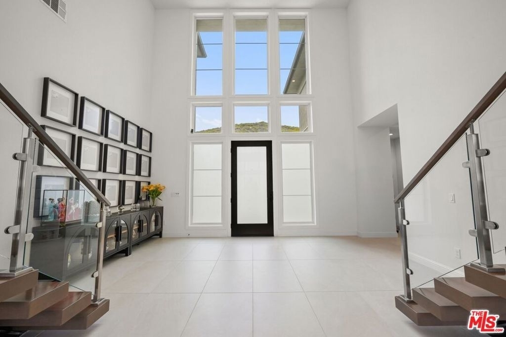 20244 W Albion Way - Photo 3