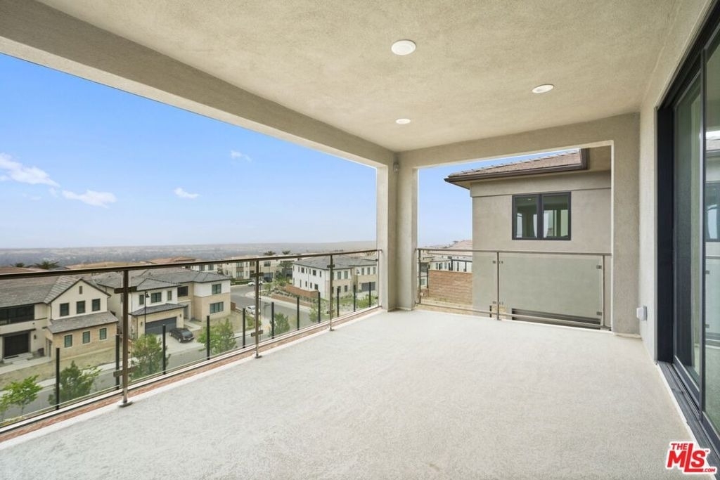 20244 W Albion Way - Photo 36