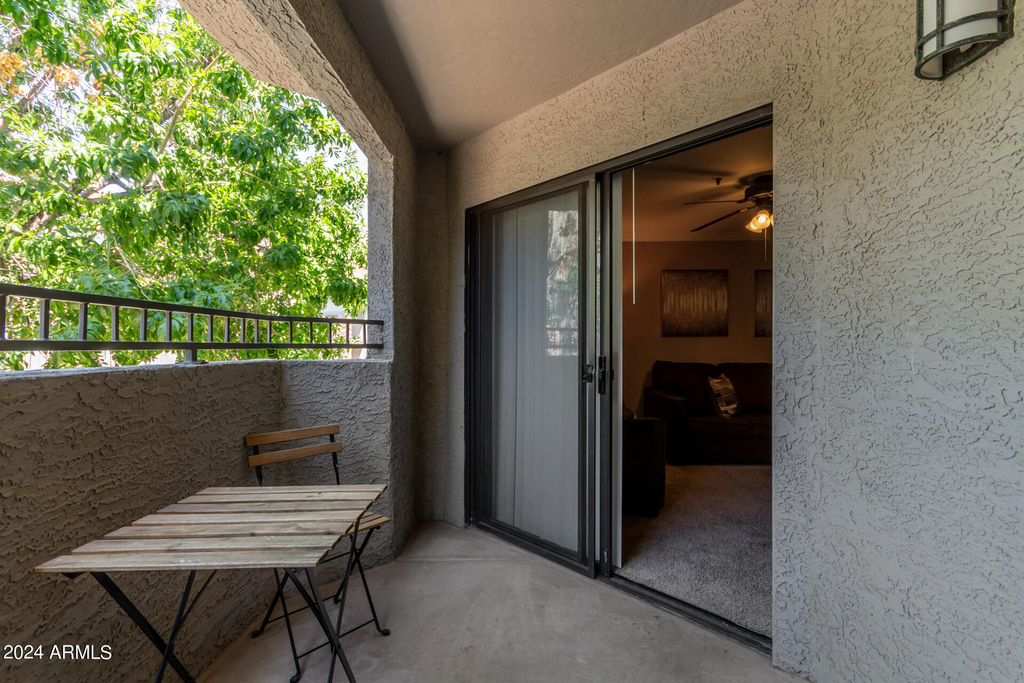 2025 E Campbell Avenue - Photo 21