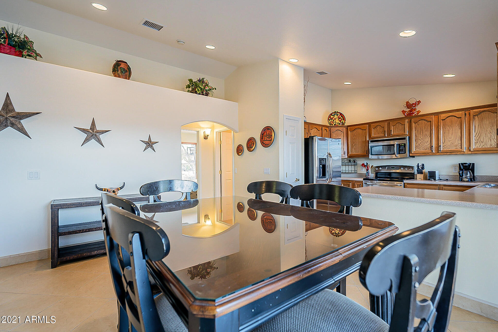 1105 N Cota Lane - Photo 18