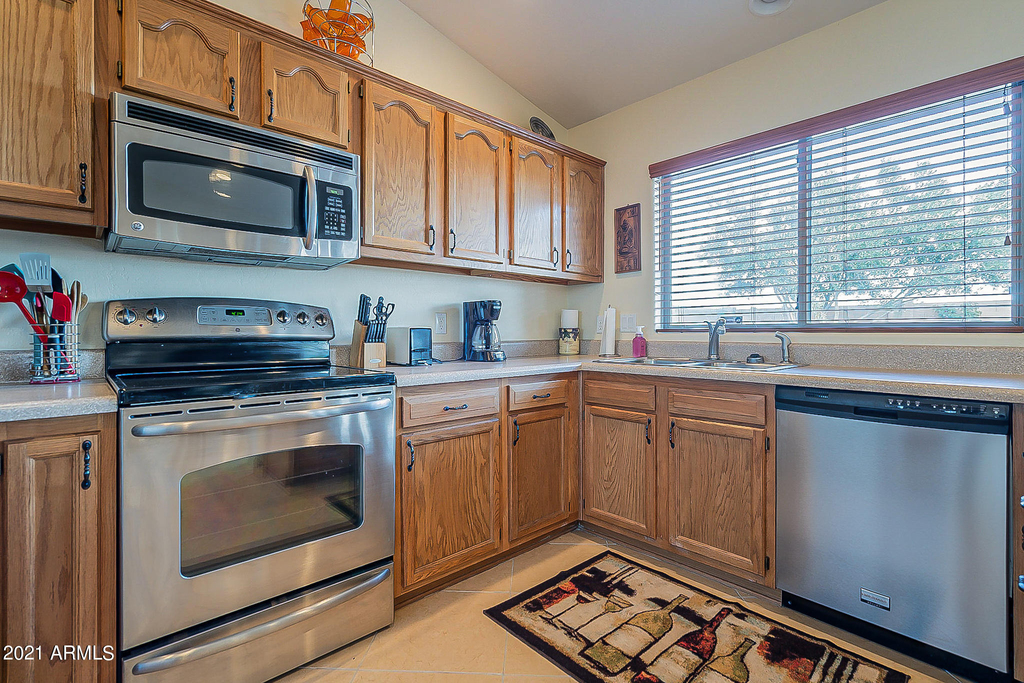 1105 N Cota Lane - Photo 20
